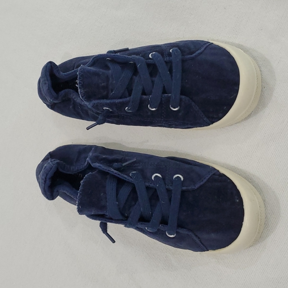 Navy Blue Madden Girls Sneakers - Sz 10